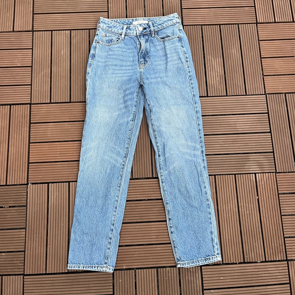 • PacSun Mom Jeans •